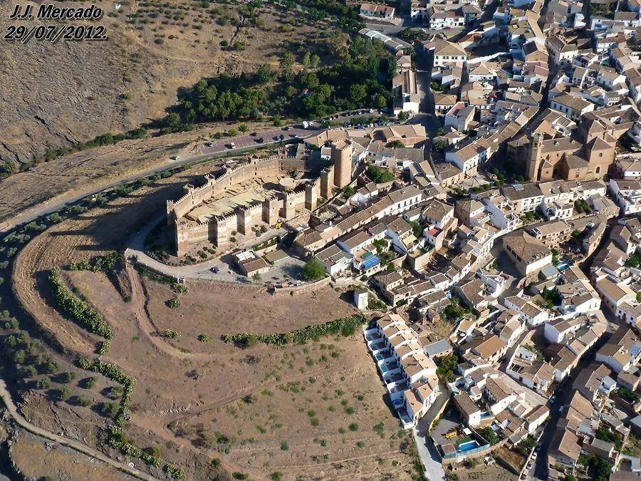 La Villa de Laura Baños de la Encina 0*,  España